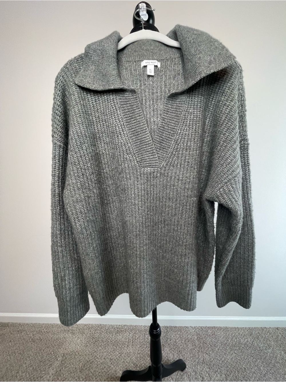 Nine West extra large V neck with collar sweater 5% wool warm cozy career work